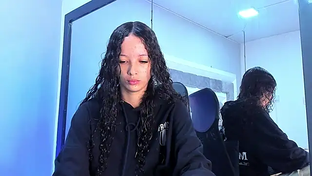 JuliettaBleer online show from 10/09/25, 11:52