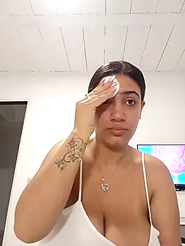 Samantha hotly online show from 11/05/25, 10:15