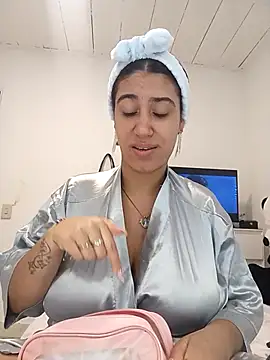 Samantha hotly online show from 01/14/26, 10:58