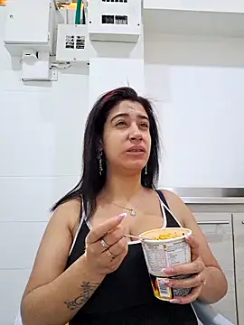 Samantha hotly online show from 04/03/26, 02:37