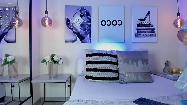 Samantha hotly online show from 04/21/26, 03:17