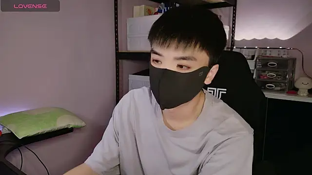 doggyman523 online show from 11/14/25, 04:06