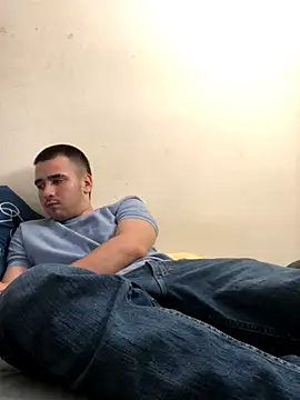 Cesar Augusto online show from 10/17/25, 02:15