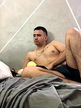 Cesar Augusto online show from 10/28/25, 01:36