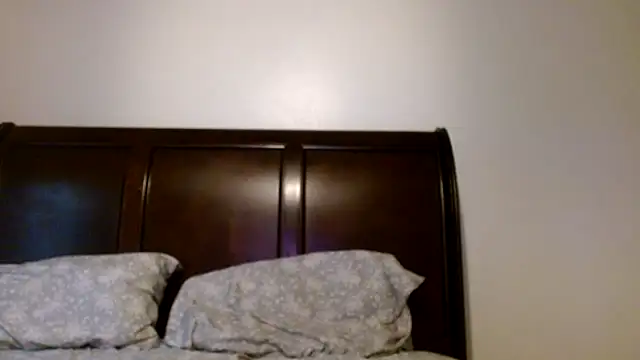 Snapshot of carlithefreak chatting on 09/27/25, 10:26 carlithefreak online show from 09/27/25, 10:26