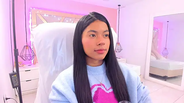 samantaa shy online show from 03/18/26, 02:37