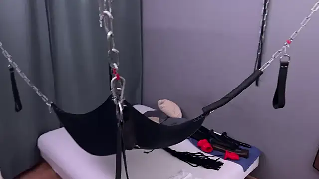 Snapshot of djejzi chatting on 11/02/25, 01:41 djejzi online show from 11/02/25, 01:41