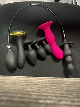 Snapshot of rbakkk chatting on 09/14/25, 04:39 rbakkk online show from 09/14/25, 04:39