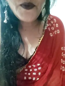 Snapshot of Cuty_siya_143 chatting on 09/10/25, 08:14 Cuty siya 143 online show from 09/10/25, 08:14