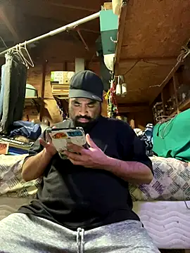 Snapshot of Jonathanfrom420 chatting on 12/20/25, 09:22 Jonathanfrom420 online show from 12/20/25, 09:22