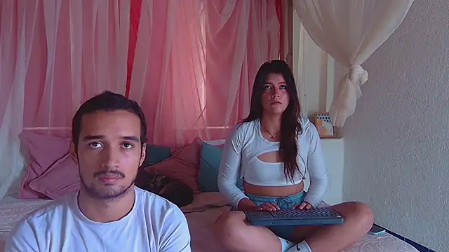 Laila asher online show from 09/08/25, 07:02