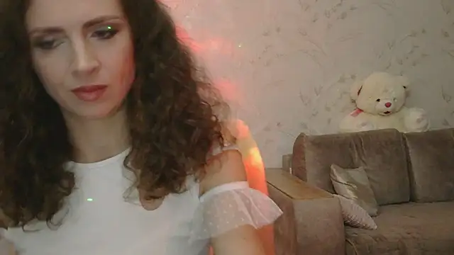 Amber Carrol online show from 12/21/25, 05:20