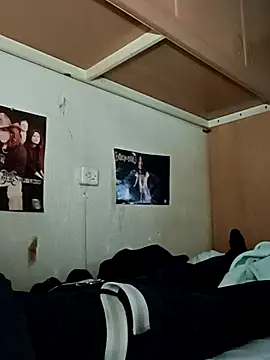 Snapshot of Rickrow666 chatting on 02/22/26, 07:12 Rickrow666 online show from 02/22/26, 07:12