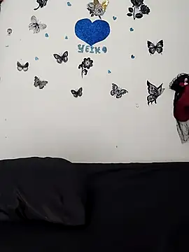 AntonelaMorriz online show from 11/25/25, 08:14