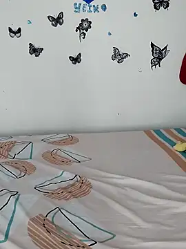 AntonelaMorriz online show from 12/05/25, 08:34