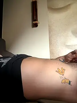 Snapshot of Flash0910 chatting on 09/19/25, 02:07 Flash0910 online show from 09/19/25, 02:07