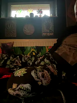 Snapshot of Flash0910 chatting on 10/17/25, 03:03 Flash0910 online show from 10/17/25, 03:03