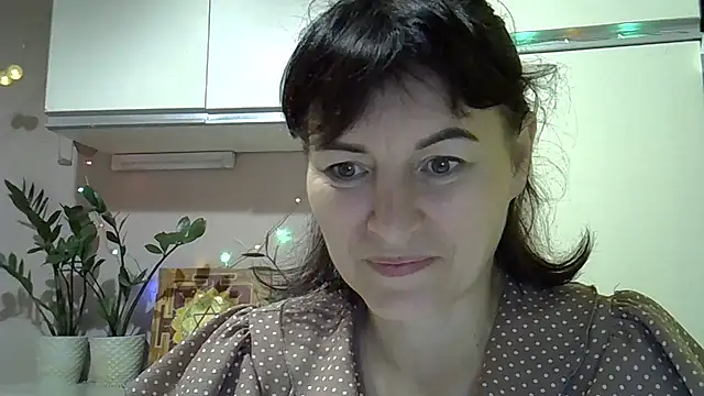 Krystal 82 online show from 09/22/25, 08:22