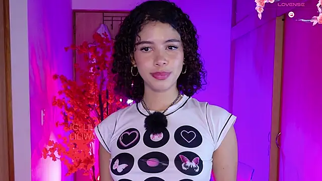 lilijwatson online show from 04/10/26, 03:45