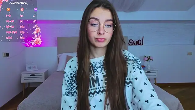 Snapshot of Real_cutie1 chatting on 09/28/25, 09:31 Real cutie1 online show from 09/28/25, 09:31