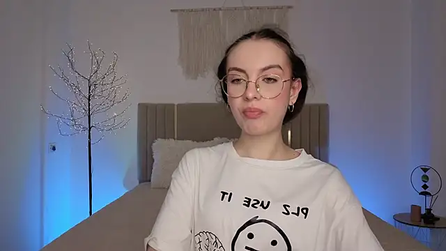 Real cutie1 online show from 03/27/26, 02:28