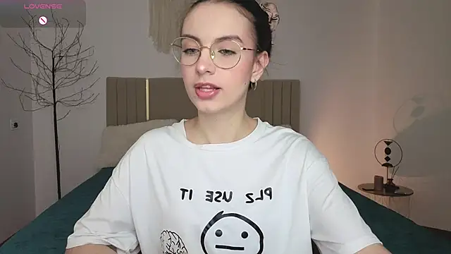 Real cutie1 online show from 03/30/26, 12:39