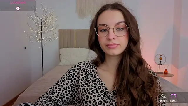 Real cutie1 online show from 05/21/26, 01:40