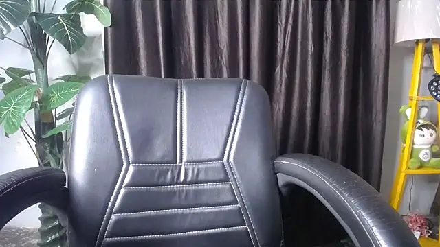 kiara 1122 online show from 04/25/26, 10:18