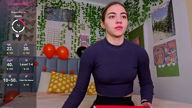 Ashley Pierce online show from 10/22/25, 04:13