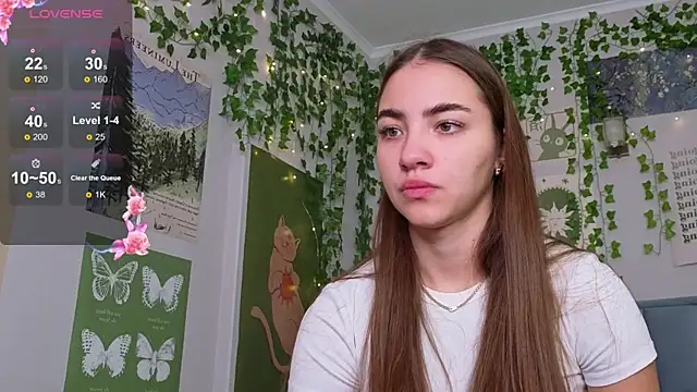 Ashley Pierce online show from 12/03/25, 04:09