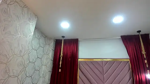 rubyrouge   online show from 10/09/25, 07:01