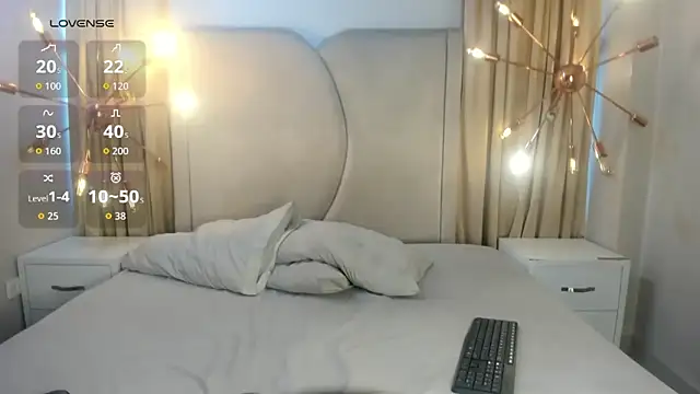 rubyrouge   online show from 11/24/25, 07:13