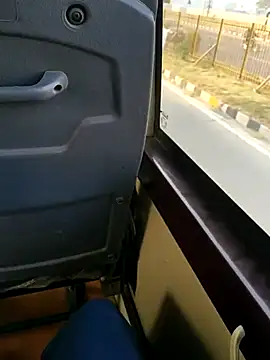 Snapshot of mysticeyes_backup chatting on 11/12/25, 02:45 mysticeyes backup online show from 11/12/25, 02:45