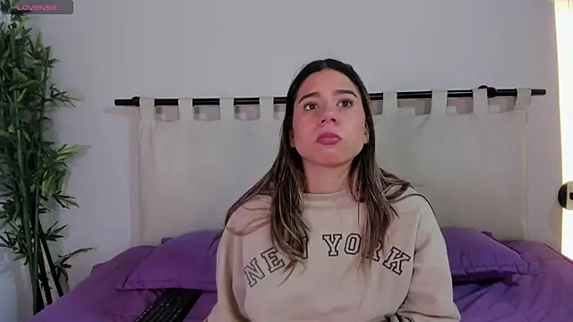 Rachell criss online show from 02/19/26, 04:30