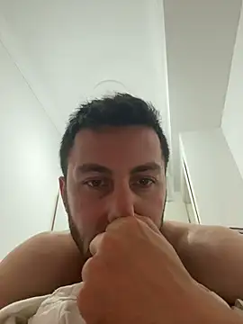 emredenizz07 online show from 11/05/25, 01:44