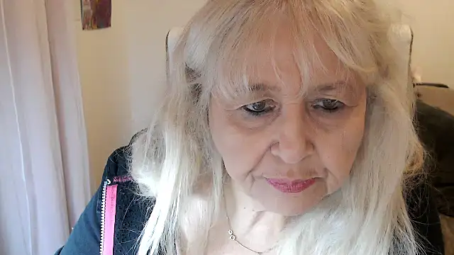 SusiLifeXXX online show from 10/11/25, 06:28