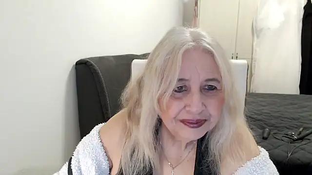 SusiLifeXXX online show from 04/23/26, 08:11