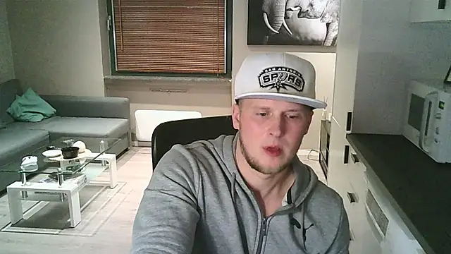 Dartanjanas13 online show from 11/04/25, 05:23