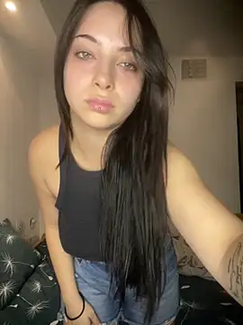 Snapshot of Bella__Booty chatting on 09/25/25, 09:51 Bella  Booty online show from 09/25/25, 09:51