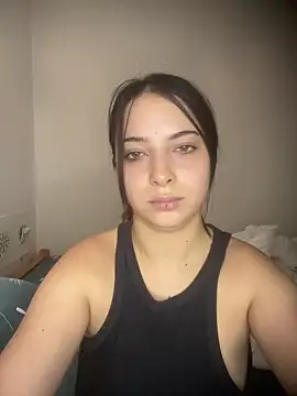 Snapshot of Bella__Booty chatting on 10/19/25, 09:26 Bella  Booty online show from 10/19/25, 09:26