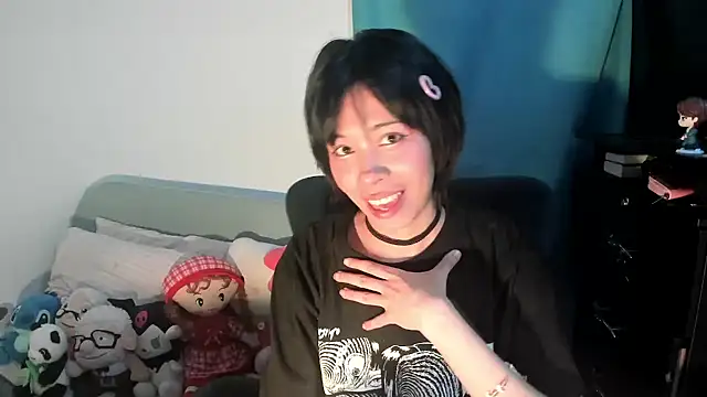dolliette24 online show from 09/18/25, 12:23