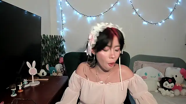 dolliette24 online show from 11/06/25, 02:34