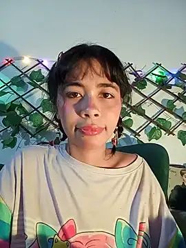 Snapshot of dolliette24 chatting on 05/16/26, 04:09 dolliette24 online show from 05/16/26, 04:09