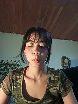 dolliette24 online show from 06/18/26, 04:33