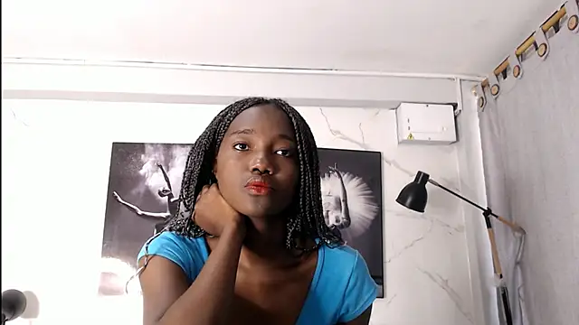 Evaa 18 online show from 11/07/25, 05:46