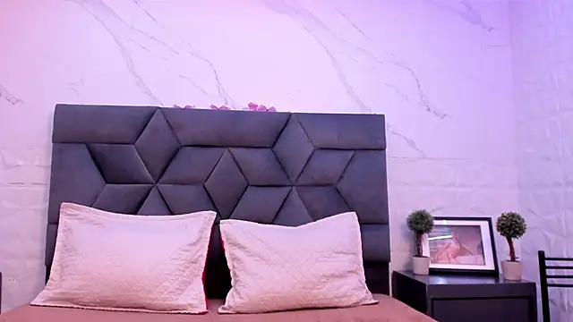 Maia Park online show from 11/14/25, 11:42