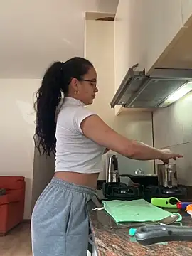 Maia Park online show from 03/25/26, 09:48