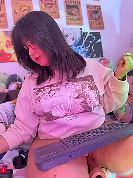 Snapshot of Lolii_Zoe chatting on 01/13/26, 07:19 Lolii Zoe online show from 01/13/26, 07:19