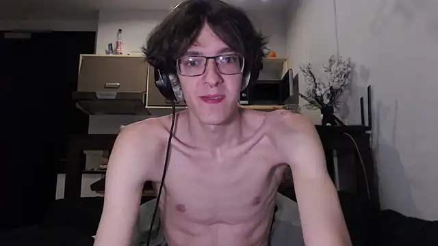 LovesomeCookie online show from 10/15/25, 07:14