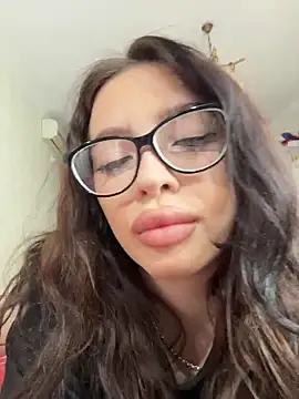 Hannah xBaby online show from 01/18/26, 12:31